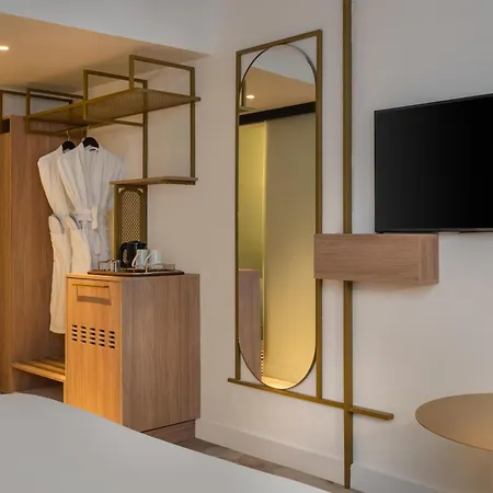 Hyatt Centric 4*