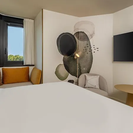 Hotel Hyatt Centric 4*