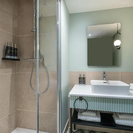 Hyatt Centric Hotel 4*