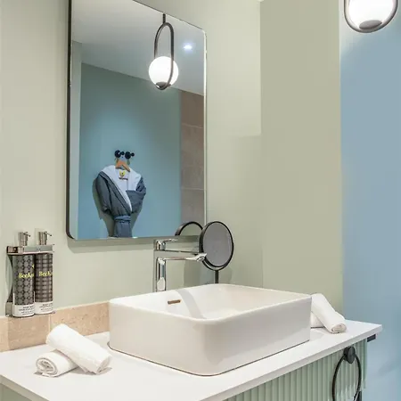 Hyatt Centric 4*