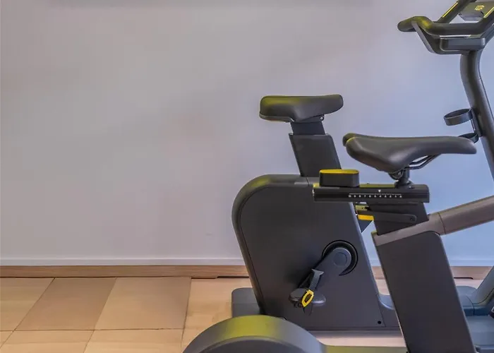 מלון Hyatt Centric 4*