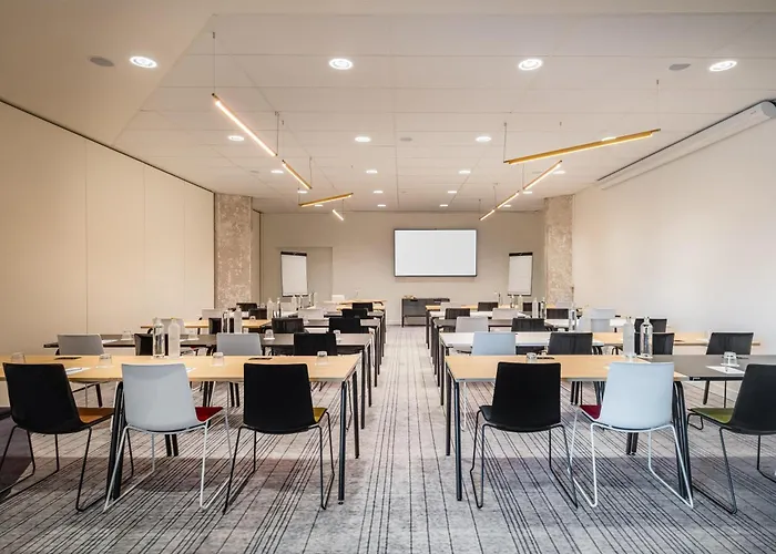 מלון Hyatt Centric 4*