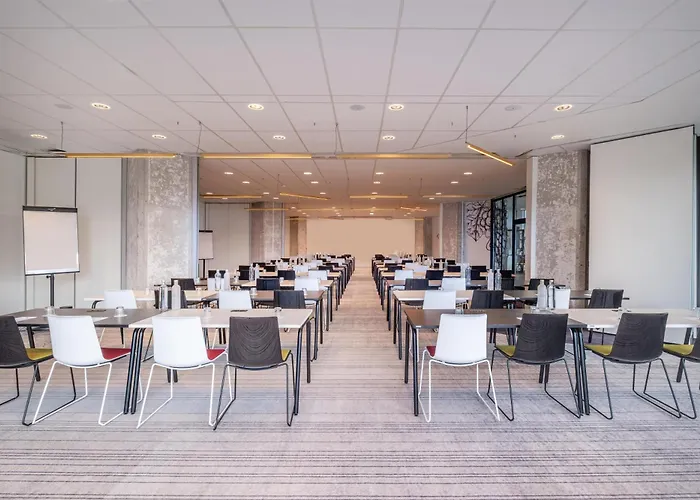 Hyatt Centric מלון ריימס