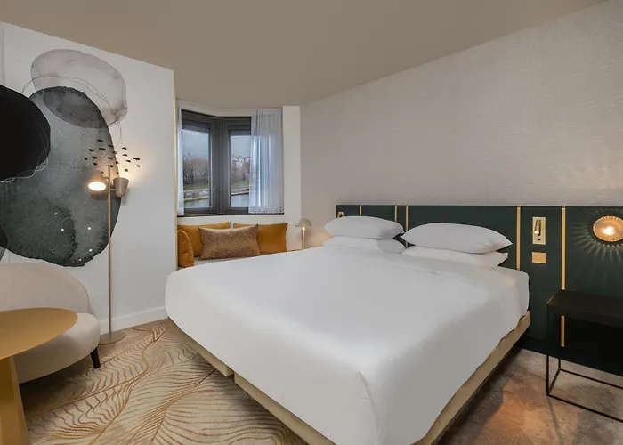 Hyatt Centric 4* ריימס