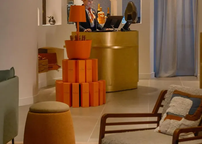 Hyatt Centric 호텔